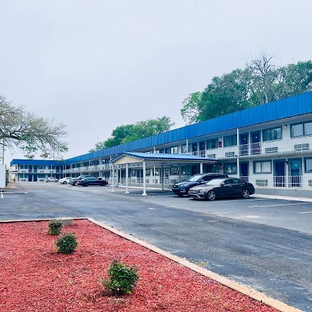 Budget Inn And Suites Crowley Exterior foto